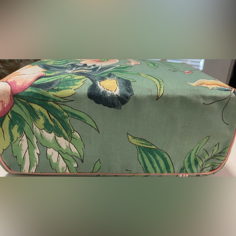 Vintage Trina Cosmetic Organizer Green and Pink Cosmetic Bag - Picture 8 of 10